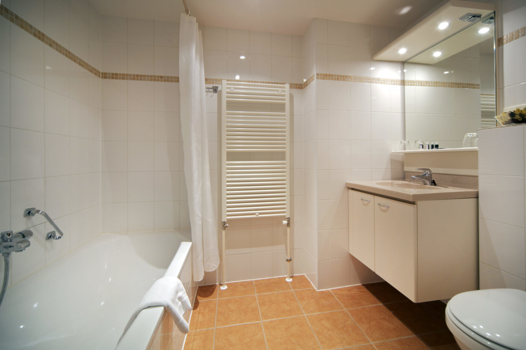 Bergkristal Badkamer 1